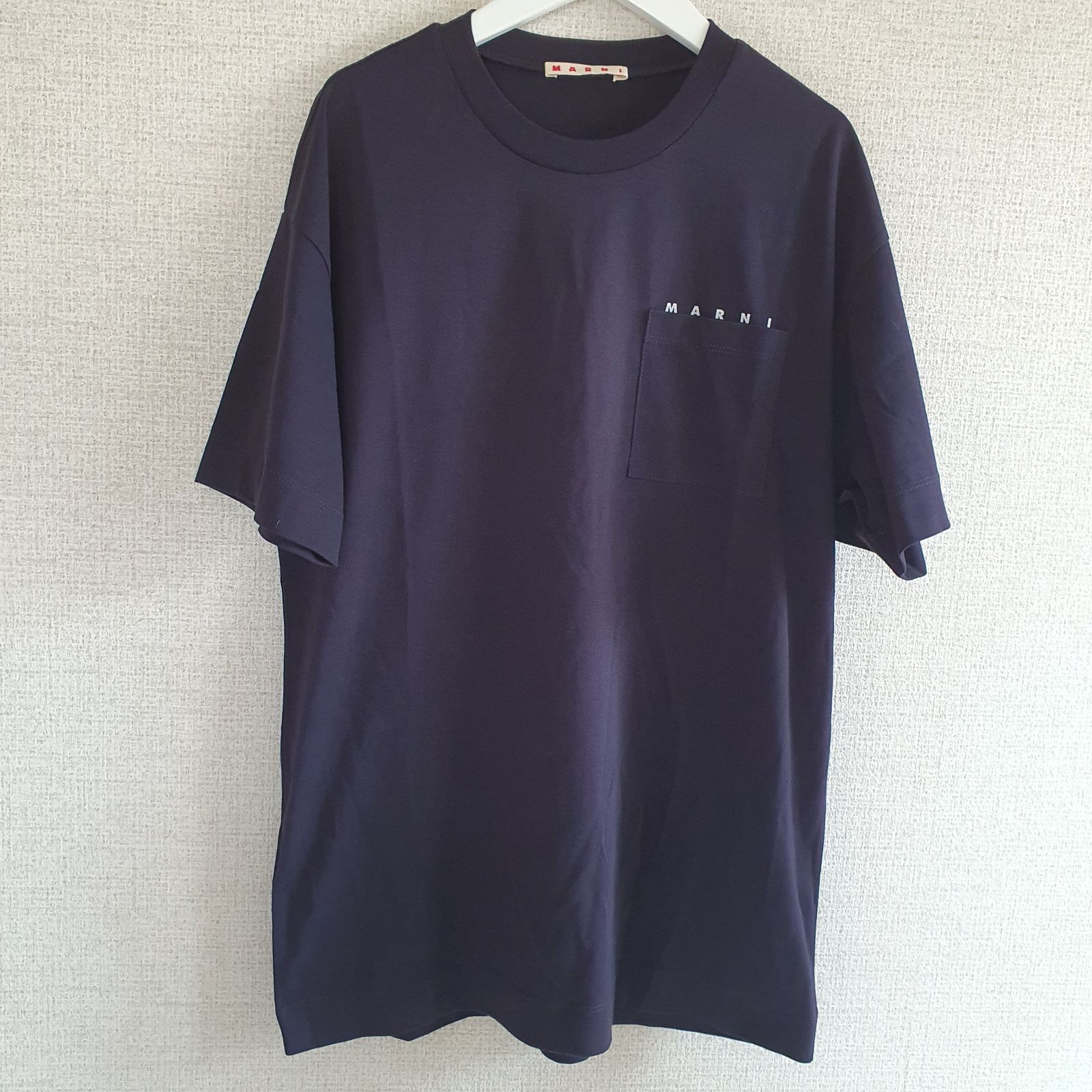 胸ポケット ロゴTシャツ
