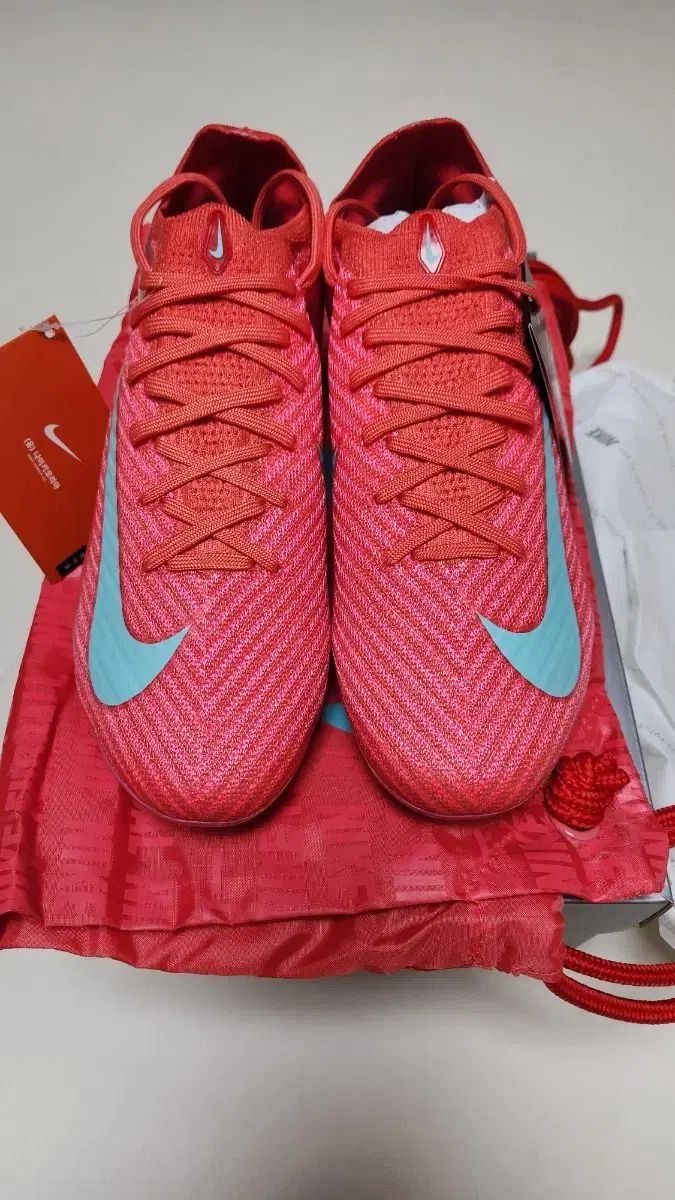 【極美品】NIKE マジスタ オブラ 2 FG ナイキ マジスタ オブラ2 FG ワールドカップモデル ナイキ