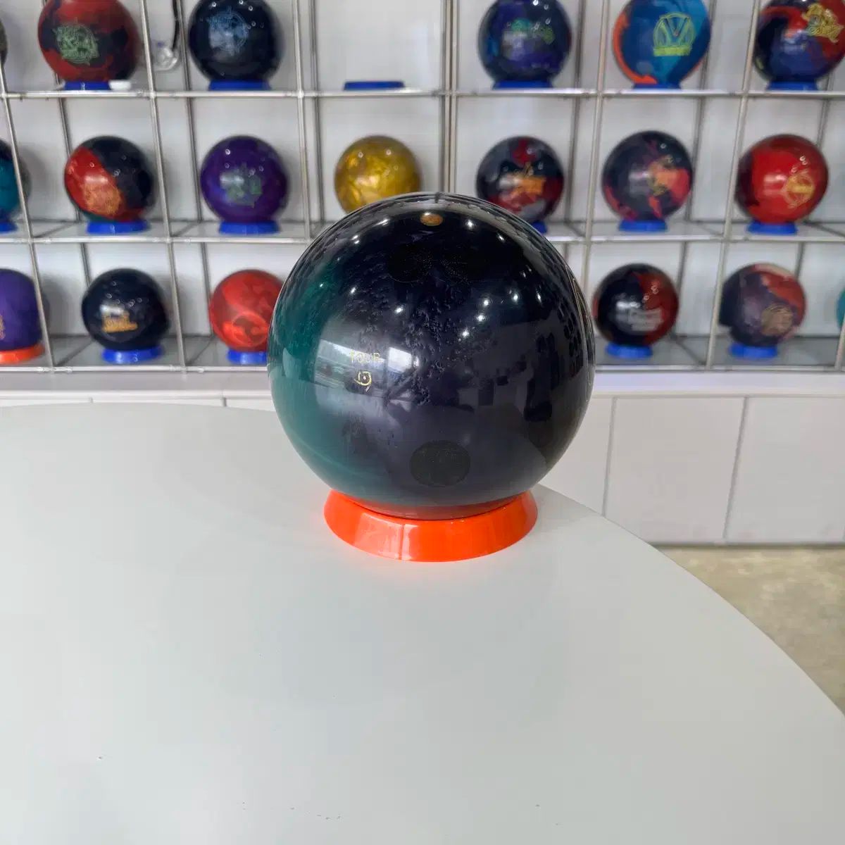 ボウリングボール IQツアーダークグリーン 中古 元箱なし 新品】IQツアー・ダークグリーン ストーム 14ポンド4オンス 1の