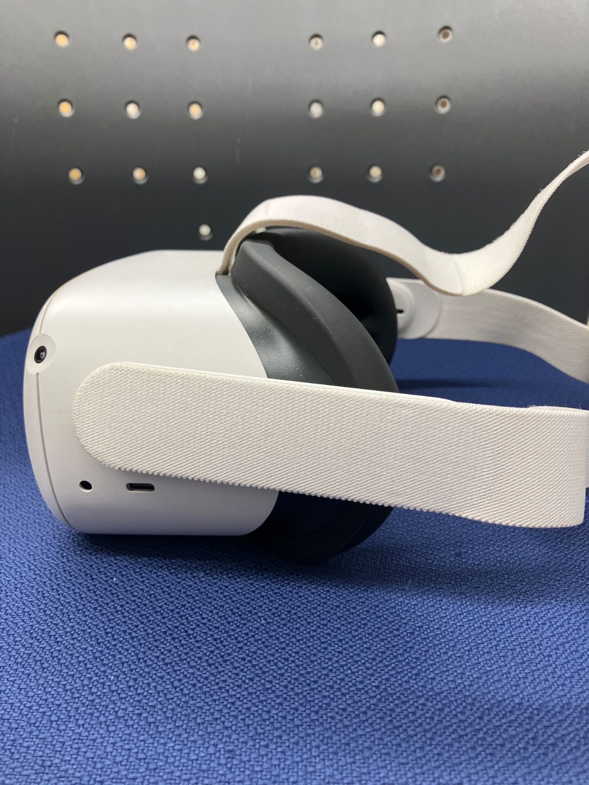 - 左右コントローラー