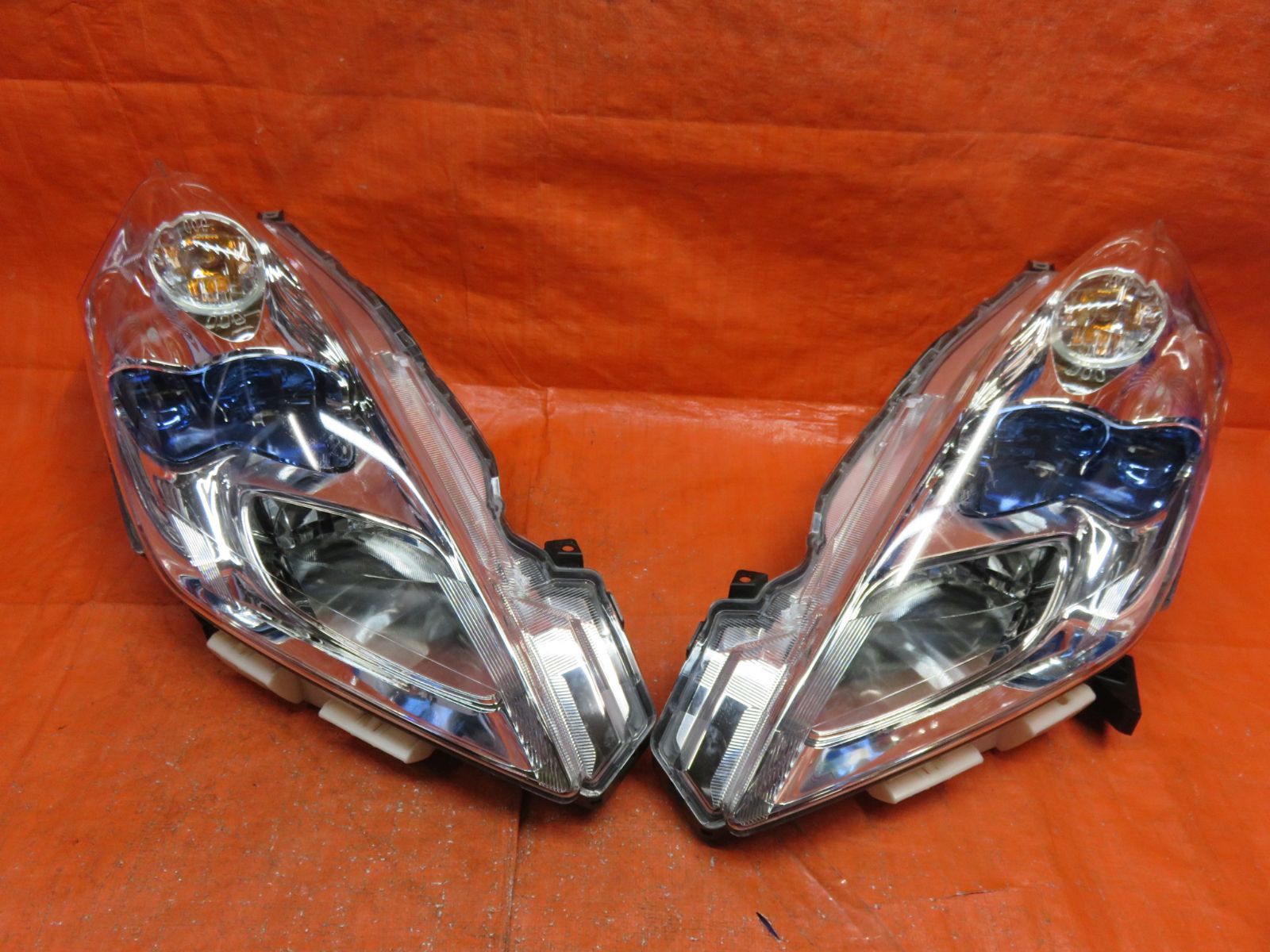 LA3842* 点灯OK 日産 LEAF|リーフ ZE0|AZE0 後期 ヘッドライト|LED ヘッドランプ 左右セット|純正 ICHIKOH 1862