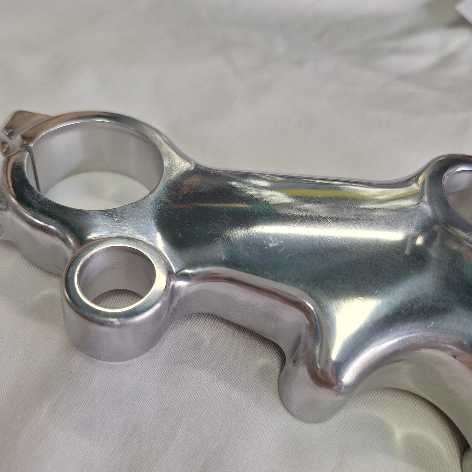 美品☆SR400 ビンテージトップブリッジ デイトナ バイク用品 SR400