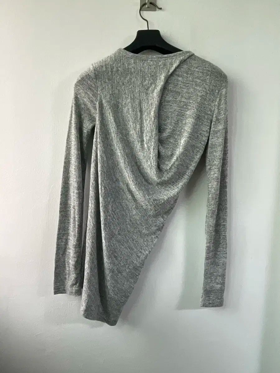 アシンメトリー Tシャツ