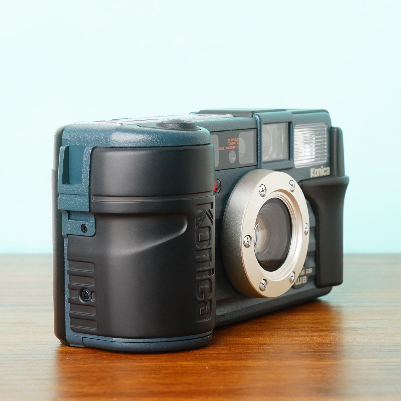 [美品] 完動品◎コニカ 現場監督 28 WB ブルー フィルムカメラ #96 美品] 完動品◎コニカ 現場監督 28 WB ブルー フィルムカメラ #96