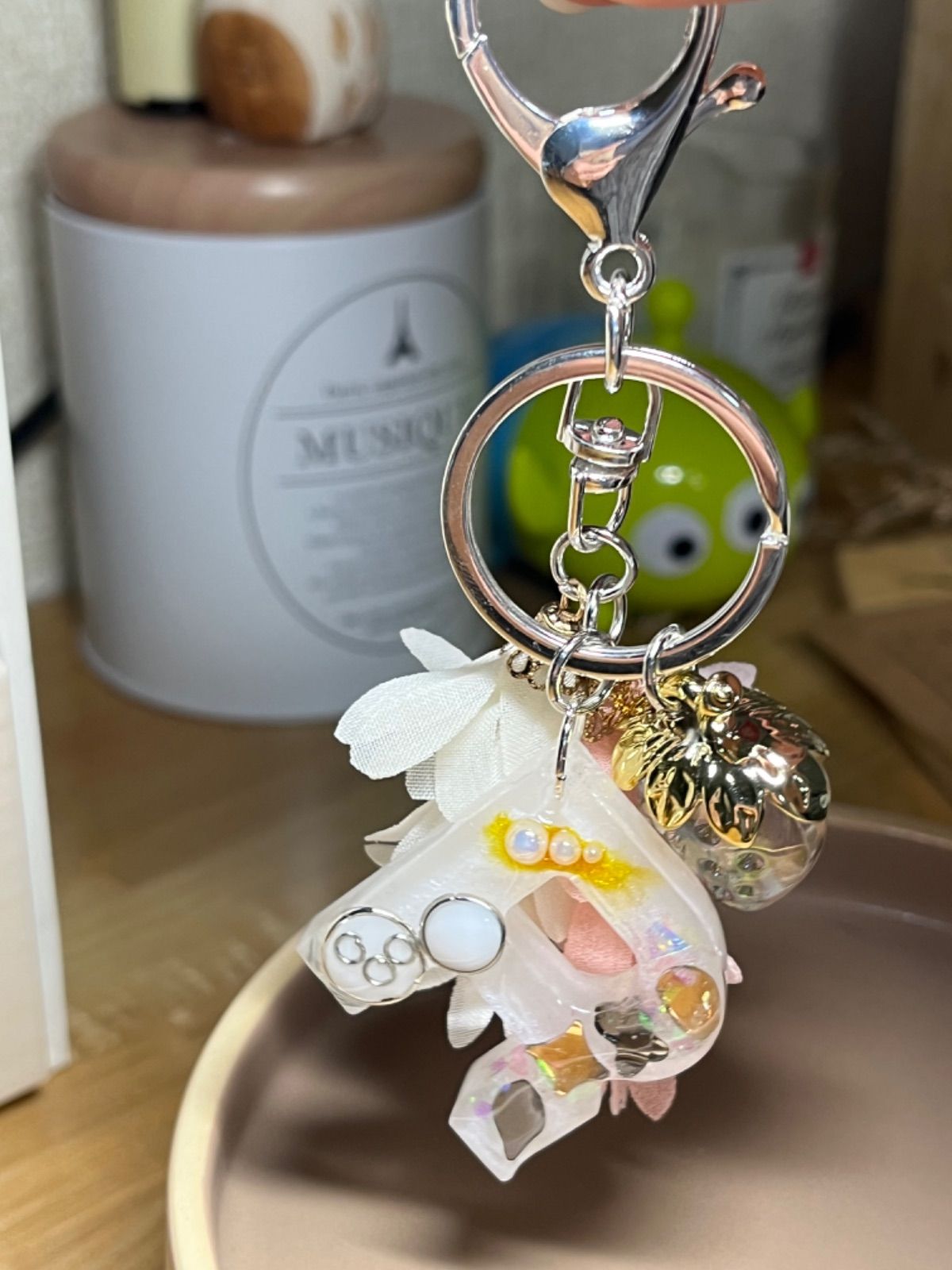 snowmanネームタグキーホルダーイニシャル深澤辰哉キーリング推し