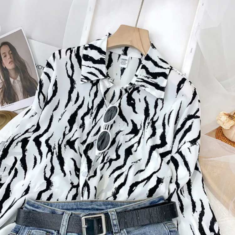 未使用品 セオリー Theory 23SS CLASSIC LEOPARD OS BLOUSE ブラウス シャツ 長袖 ヒョウ柄 レオパード 総柄 S ベージュ /KO ■OS レディー 中古】未使用品 セオリー Theory 23SS CLASSIC LEOPARD OS