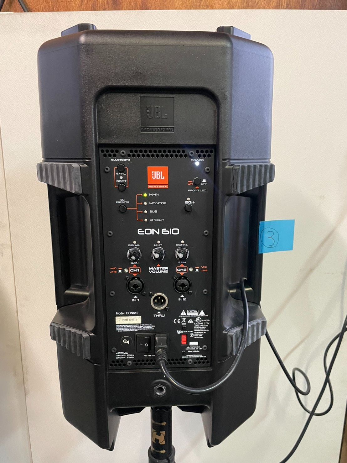 パワードスピーカー