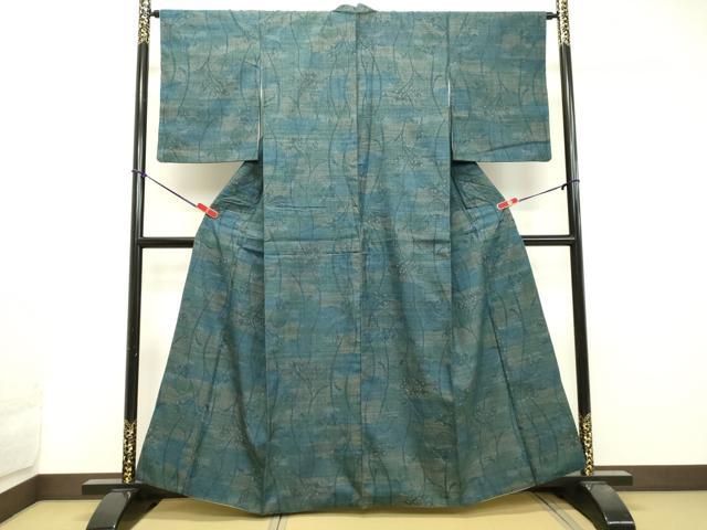 平和屋着物●本場結城紬　重要無形文化財　100亀甲　草葉文　正絹　逸品　DAAT1127tw 平和屋着物○本場結城紬 重要無形文化財 100亀甲 草葉文 正絹 逸品