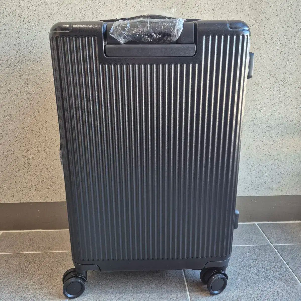 アーノルドバッシーニ