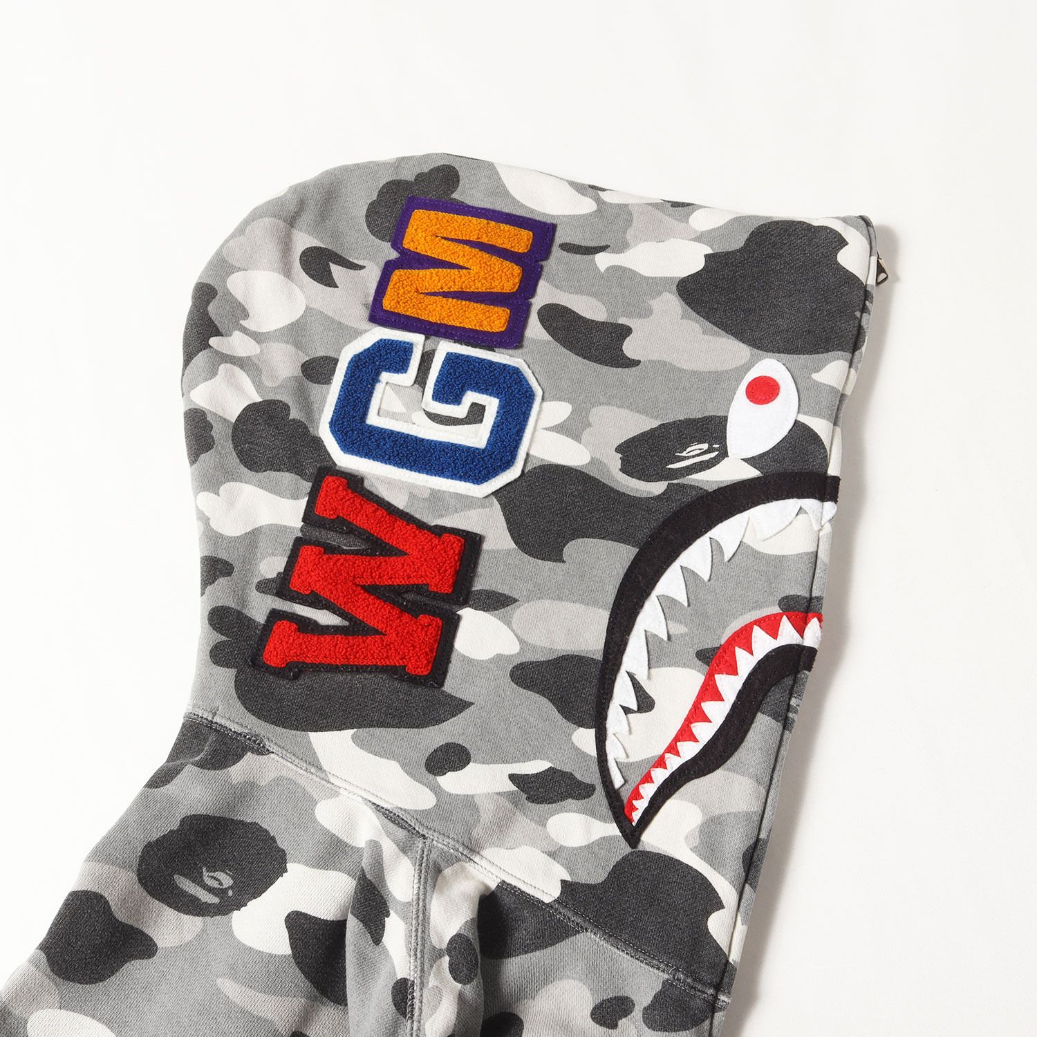 A BATHING APE ア ベイシング エイプ パーカー グレーカモ