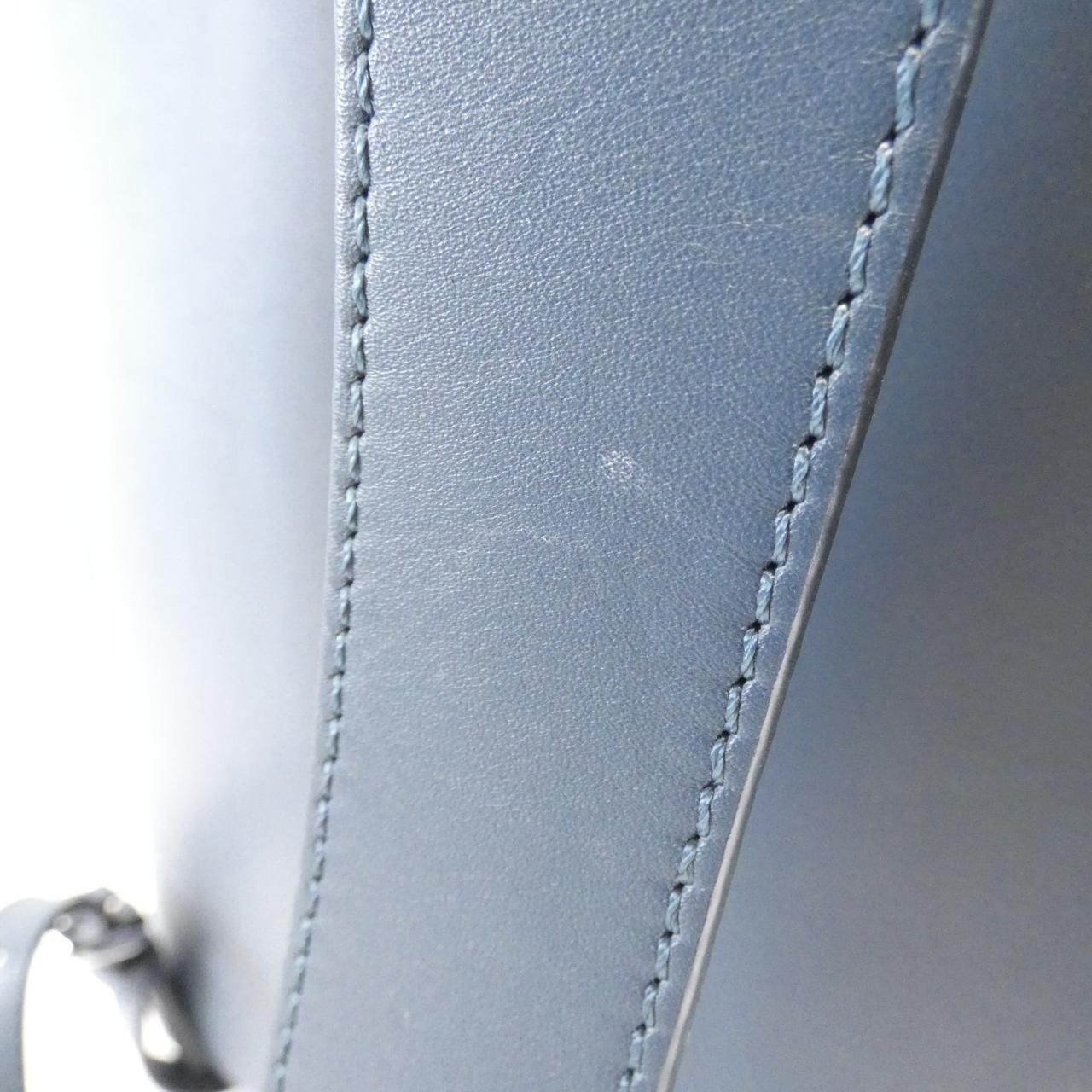 ロエベ ゴヤ スモール バックパック 329 56 U15 リュックサック - メルカリ 