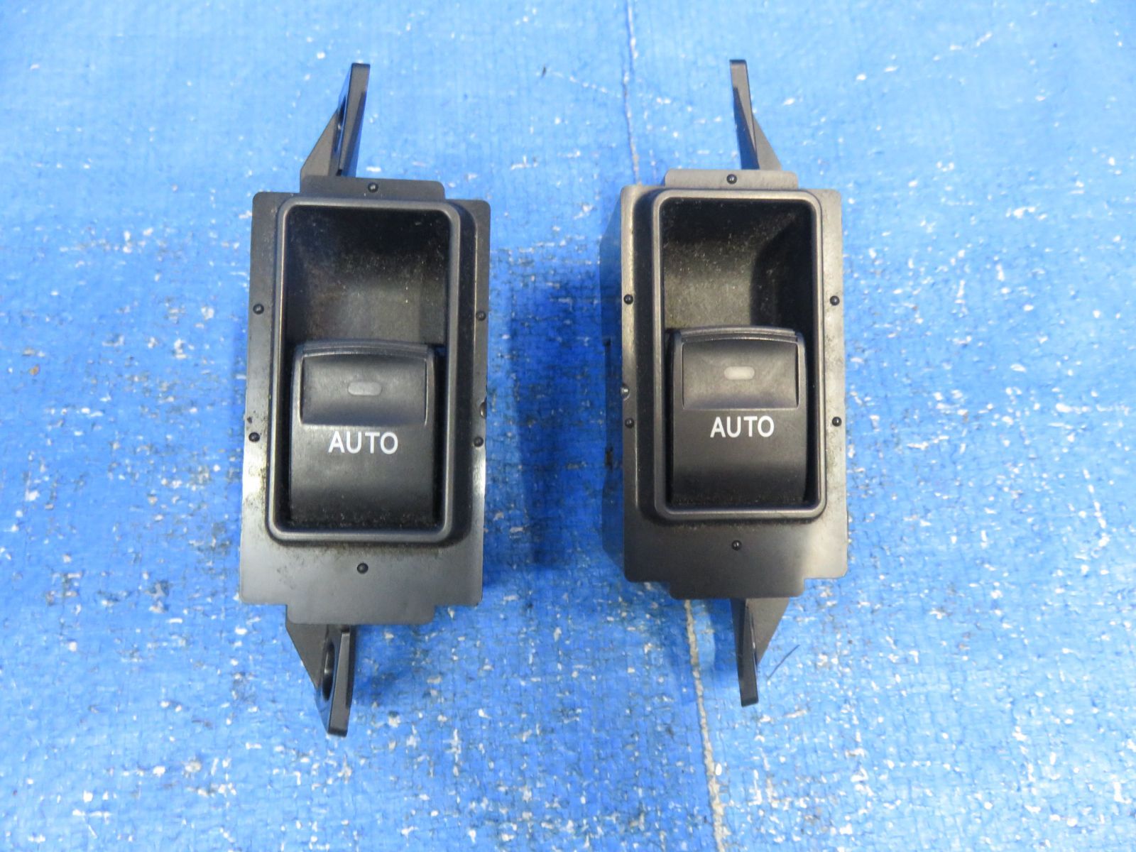 LA6510* 動作OK ヴェルファイア GGH25W/前期 (左右) スライド