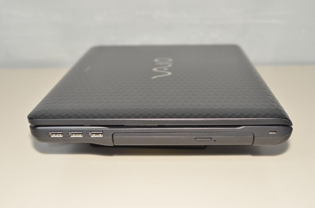 中古良品ノートパソコン Windows11+office 爆速SSD256GB SONY