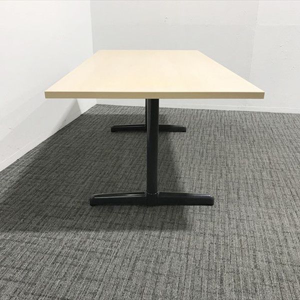 ミーティングテーブル 完成品