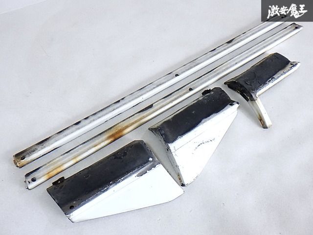 日産 純正 DR30 スカイライン 後期 ノーマル サイドステップ サイドスカート アンダー スポイラー 5点セット 白 ホワイト 棚D