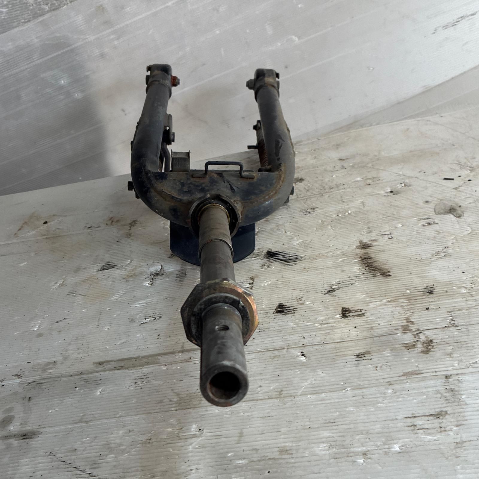 フロントフォーク