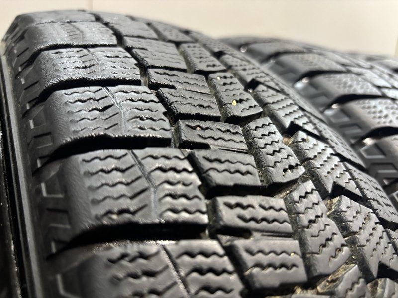 185/70R14 92T XL ARIVO ARW4 新品 スパイクタイヤ （スタッドレス） 2