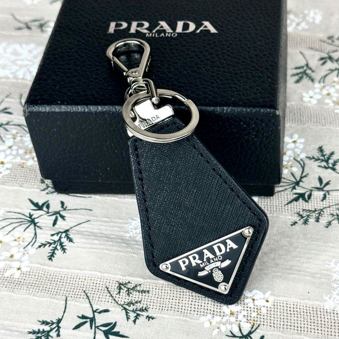 お勧め！PRADA(プラダ)キーリング