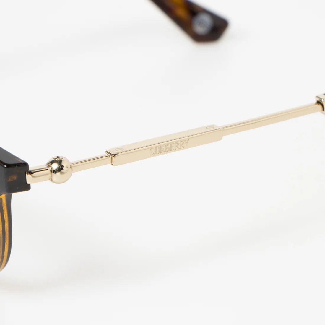 【送料・関税込 手元在庫】BURBERRY メガネ 眼鏡 BE2413D 3002 BURBERRY 正規品販売店 バーバリー メガネ BE2413D 3002 48 伊達
