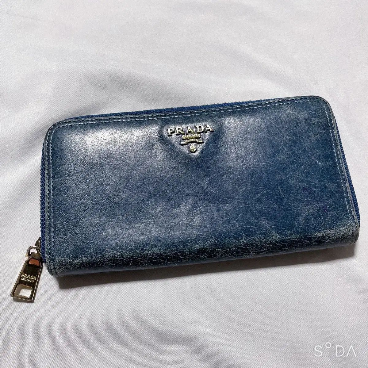 PRADA(プラダ) ヴィンテージ 長財布 - メルカリ