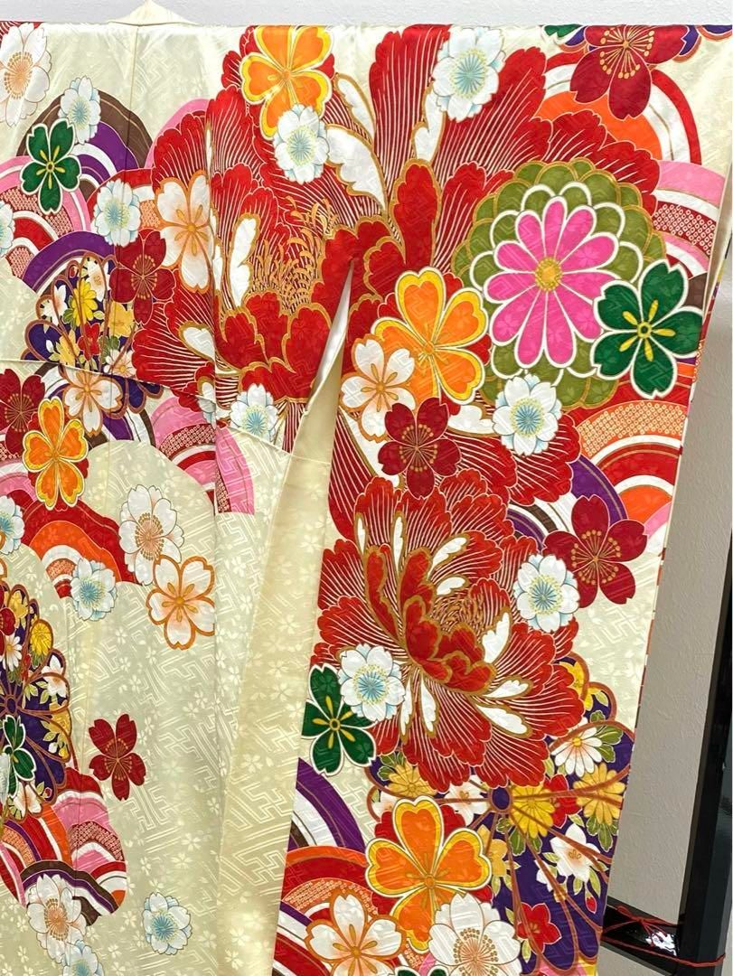 コラボ振袖 AMIAYA×紅一点 金駒 金彩 紋意匠 牡丹 大輪 身丈173cm