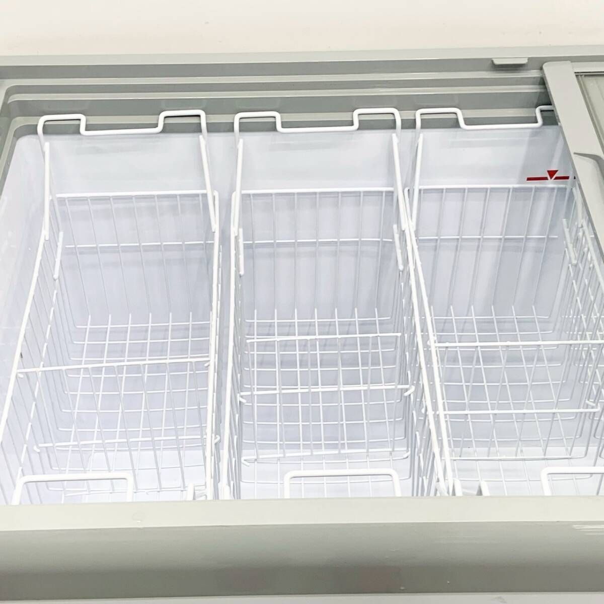 汚れ傷あり Haier HSHF-10D(W) 1ドア冷凍庫 96L 直冷式 （冷却