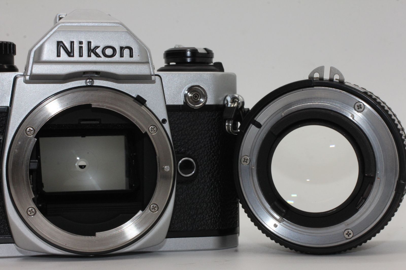 レア！最後期 Nikon New FM2 S/N 866万台 底板部CEマーク有 - メルカリ