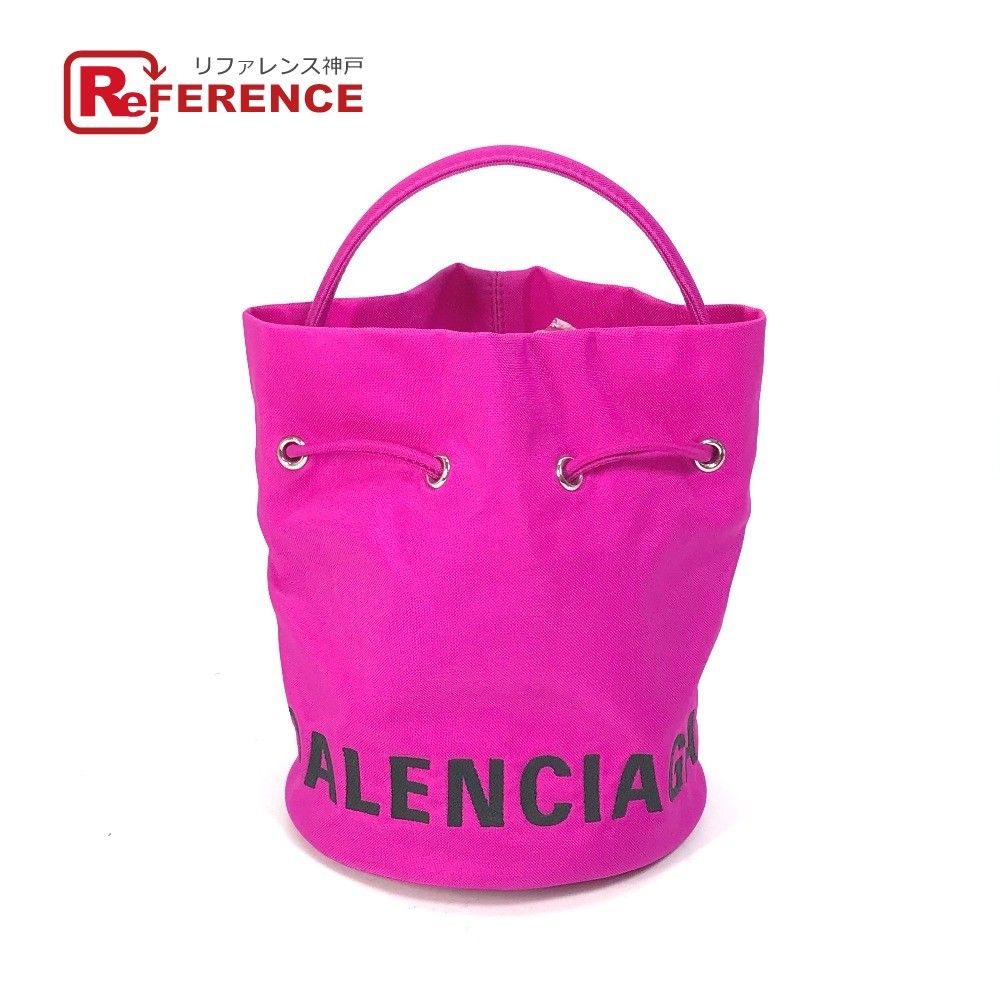バレンシアガ　ドローストリング バケットバッグ　レザー　ピンク　ショルダー バレンシアガ ドローストリング バケットバッグ レザー ピンク