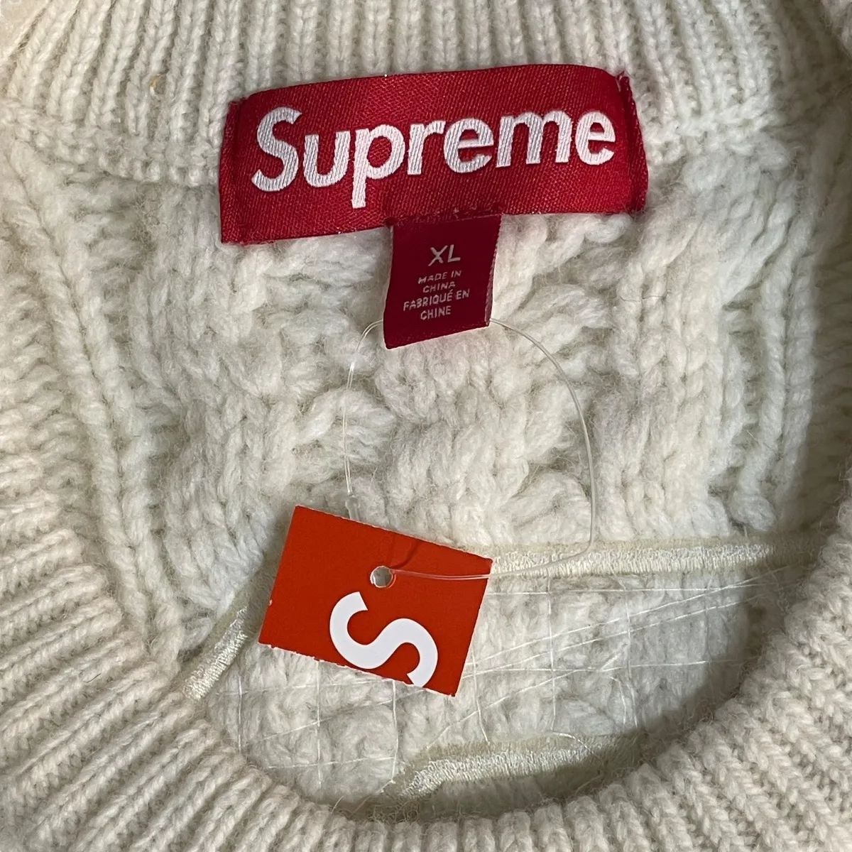 新品 23AW SUPREME Applique Cable Knit Sweater XL 白 シュプリーム