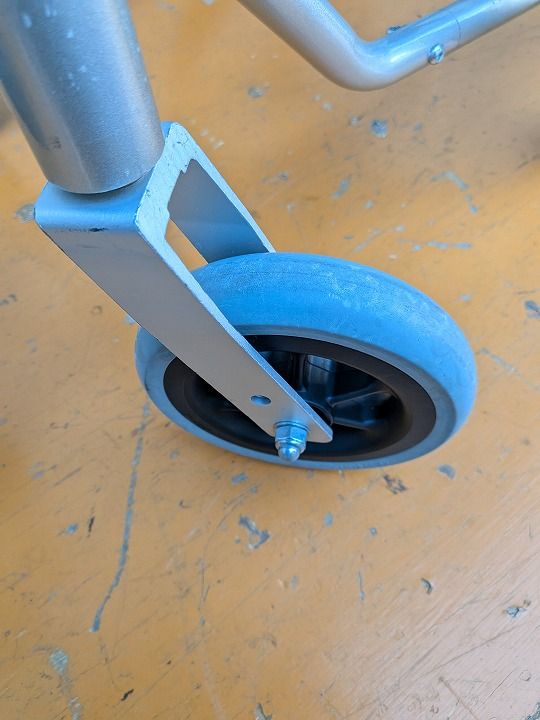 レッグサポートなし 介助式