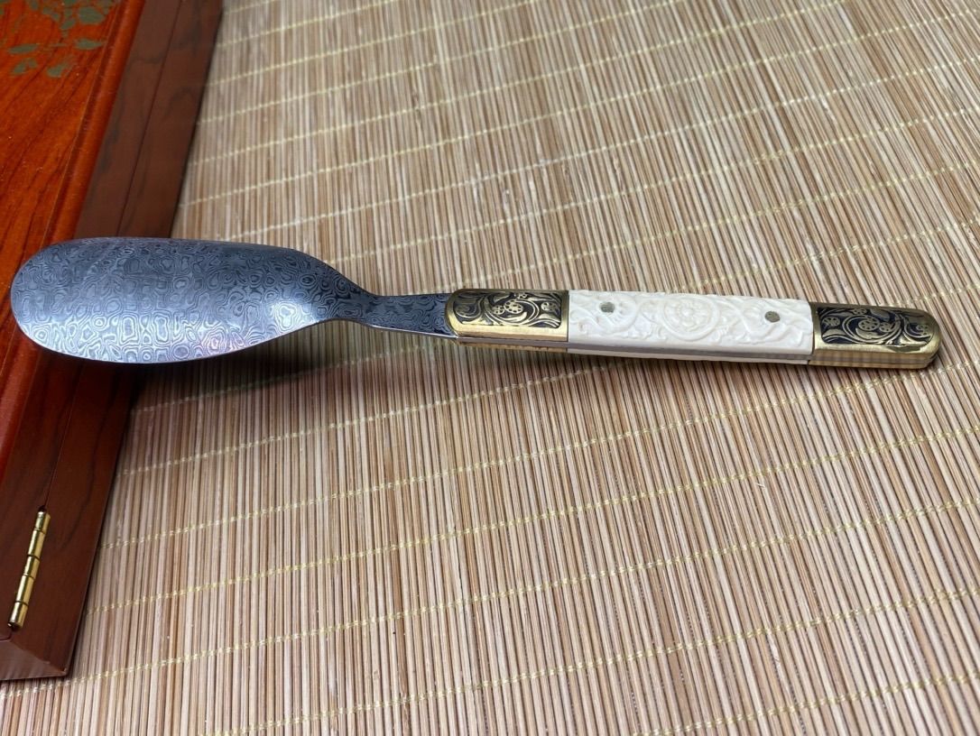 天然マンモス牙美しい手作り彫刻 ダマスカス 白柄茶葉ナイフ セット 天然マンモス牙美しい手作り彫刻 ダマスカス 白柄茶葉ナイフ