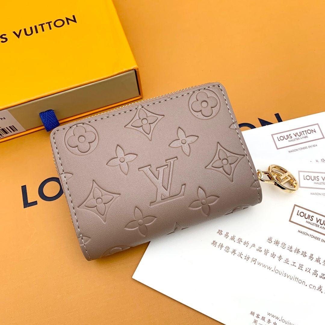 未使用品 LOUIS VUITTON ルイヴィトン コンパクト折り財布 並行輸入品 ベージュ - メルカリ