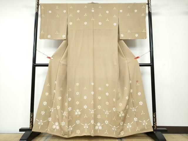 平和屋着物●訪問着　作家物　刺繍　舞花文　正絹　逸品　CAAR8106vf 平和屋着物○訪問着 作家物 刺繍 舞花文 正絹 逸品 CAAR8106vf - メルカリ