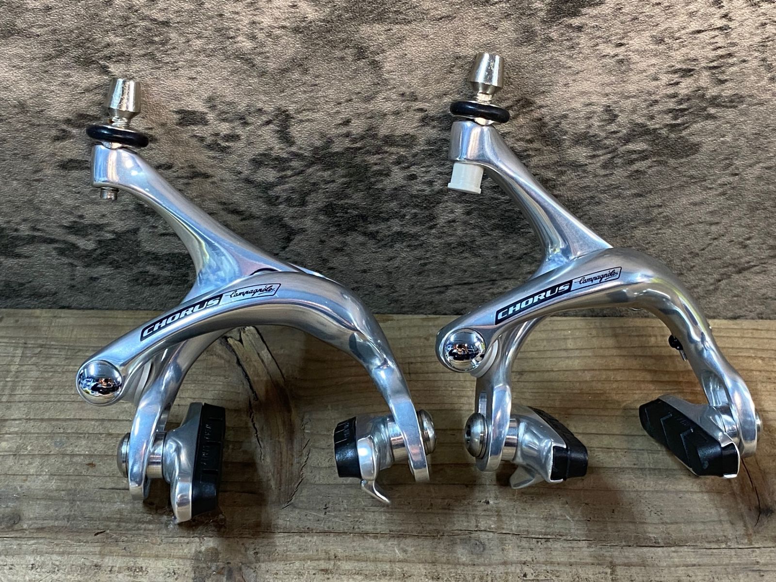 カンパニョーロ CAMPAGNOLO