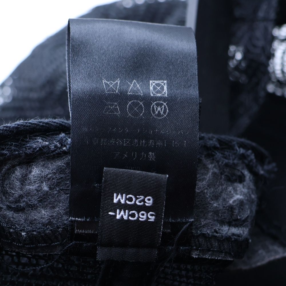 CAP ロゴ刺繍トラッカーキャップ