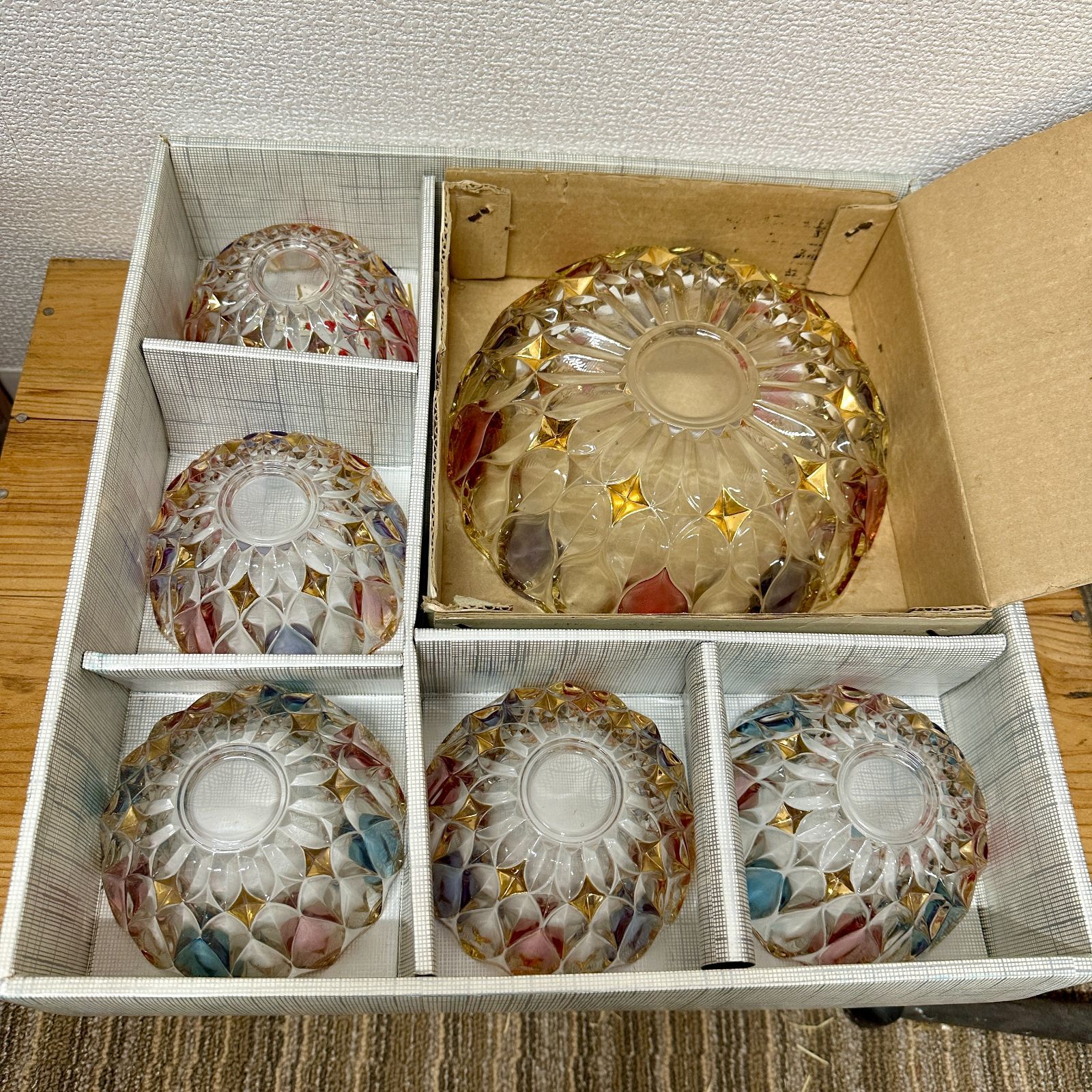 ガラス食器 ガラスボウル 6点セット ！ 昭和レトロ カラフル フルーツ