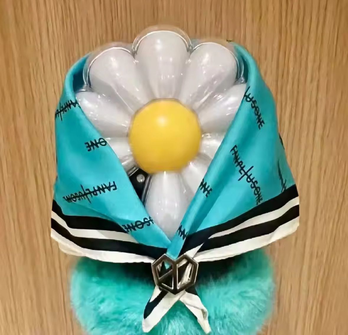 再入荷‼️ G-DRAGON ジヨン ワルツ ライトスティック スカーフ