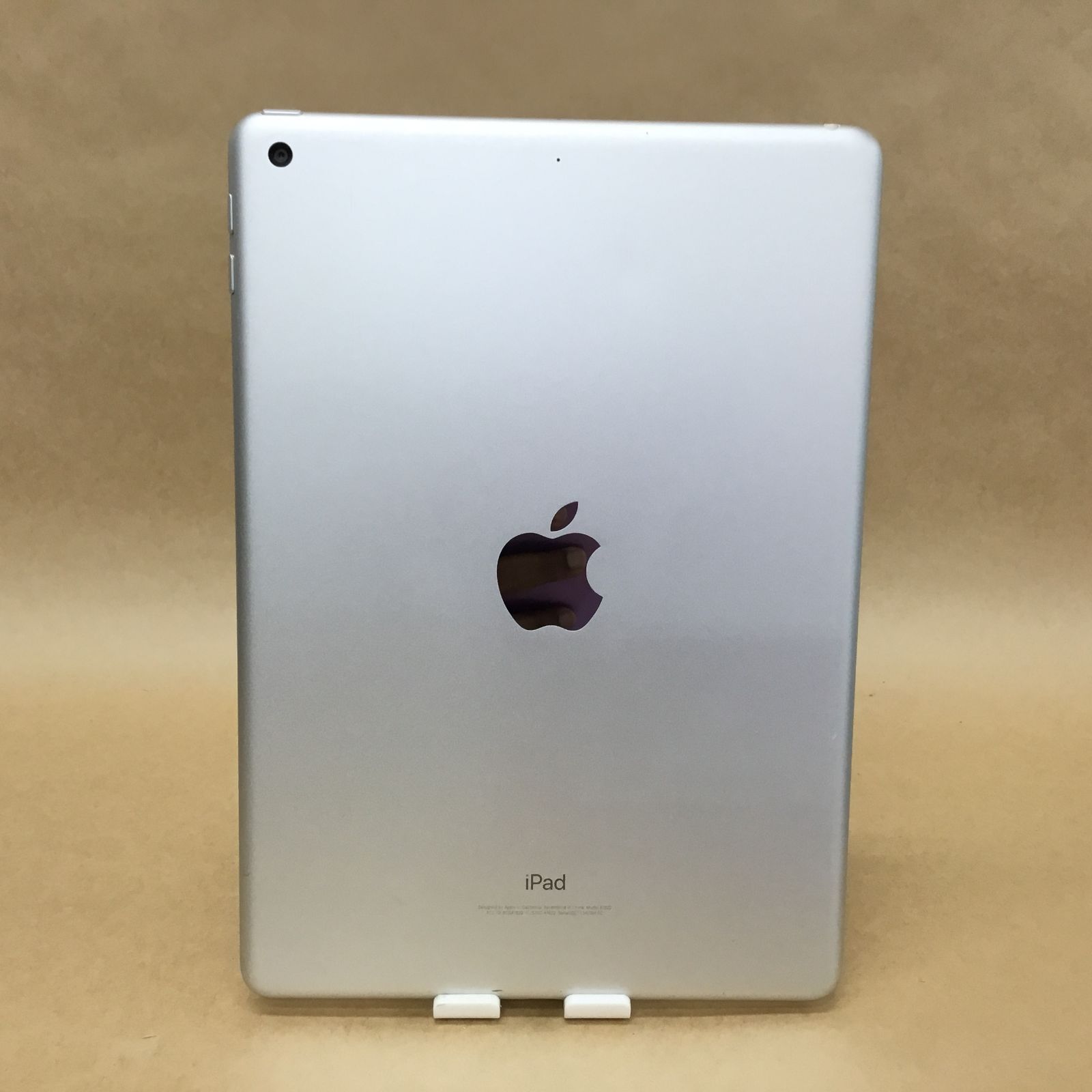 iPad5 32GB WiFi シルバー 9.7