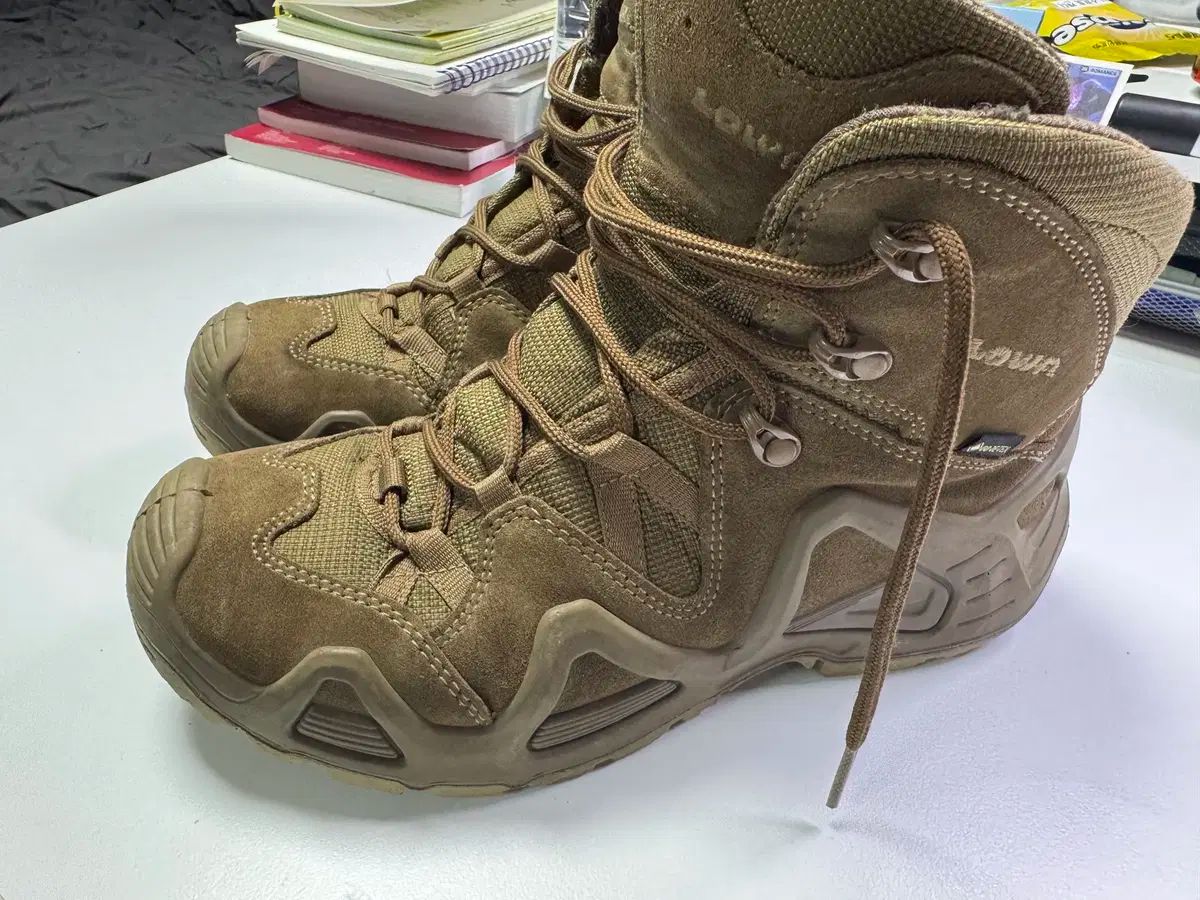 265 アウトレット ） ロバ ( LOWA ゼファー 戦闘靴 登山靴 LOWA ZEPHYR