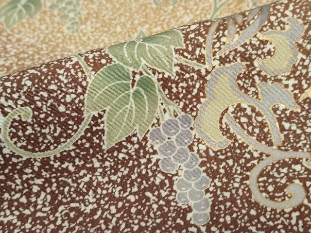 平和屋着物○訪問着 飛鳥葡萄蔦の葉文 暈し染め 金彩 正絹 逸品