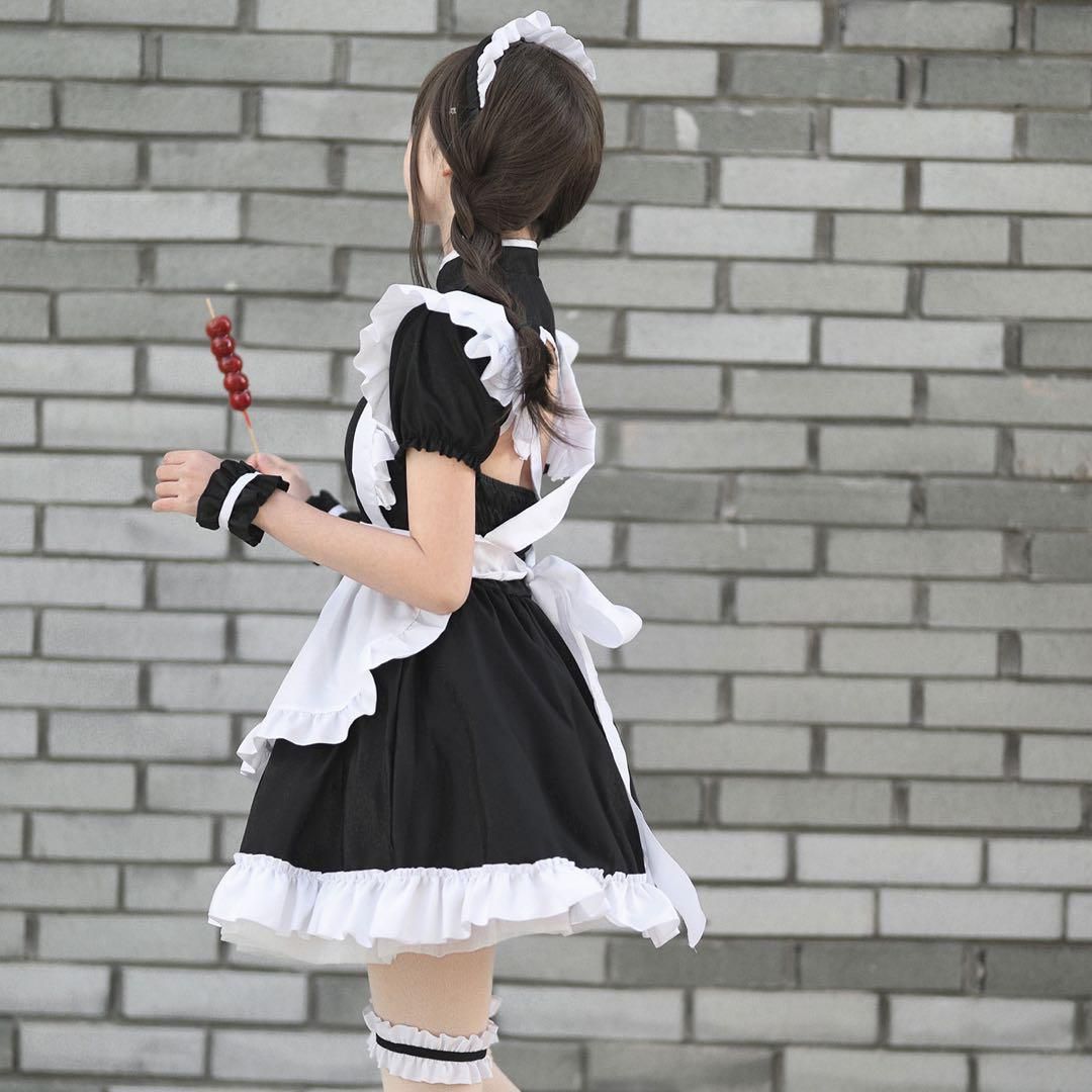 ⭐️コスプレ チャイナ メイド服 黒と白 フリル付き 衣装 可愛い M