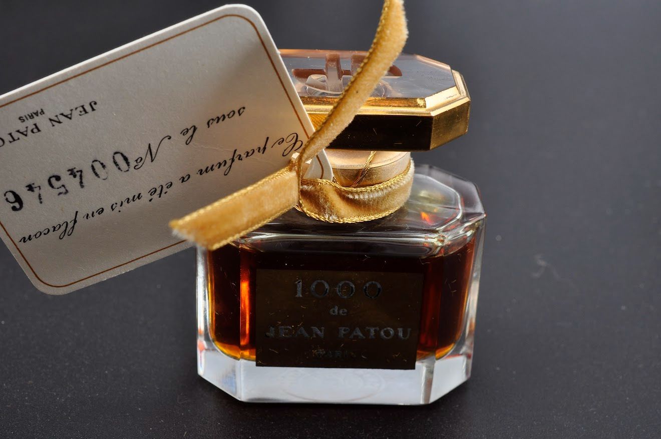 JEAN PATOU 1000 PARFUM ジャン パトゥ 15ml 香水 USED /2406B