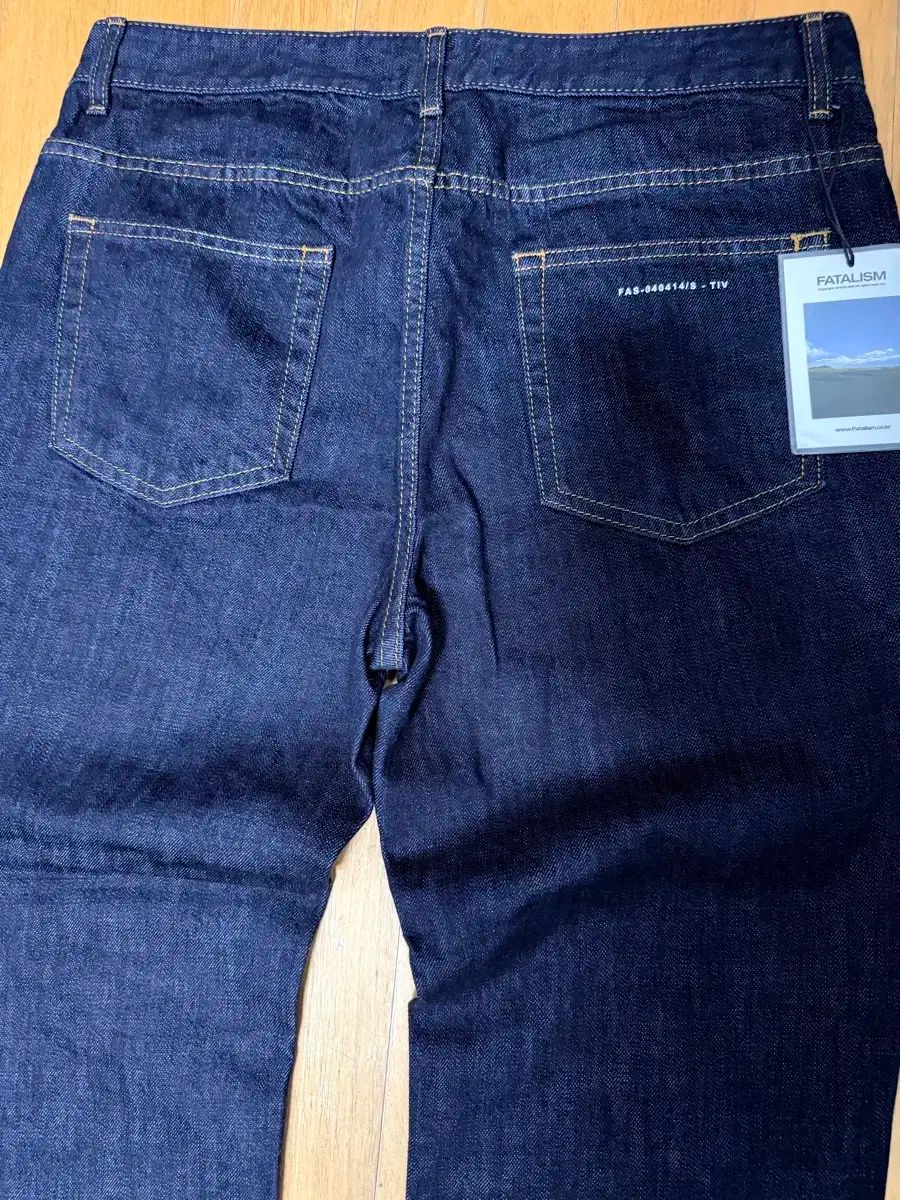 当店の商品全て正規品！ FATALISM モデレーション インディゴ ストレートフィット デニムパンツ 48