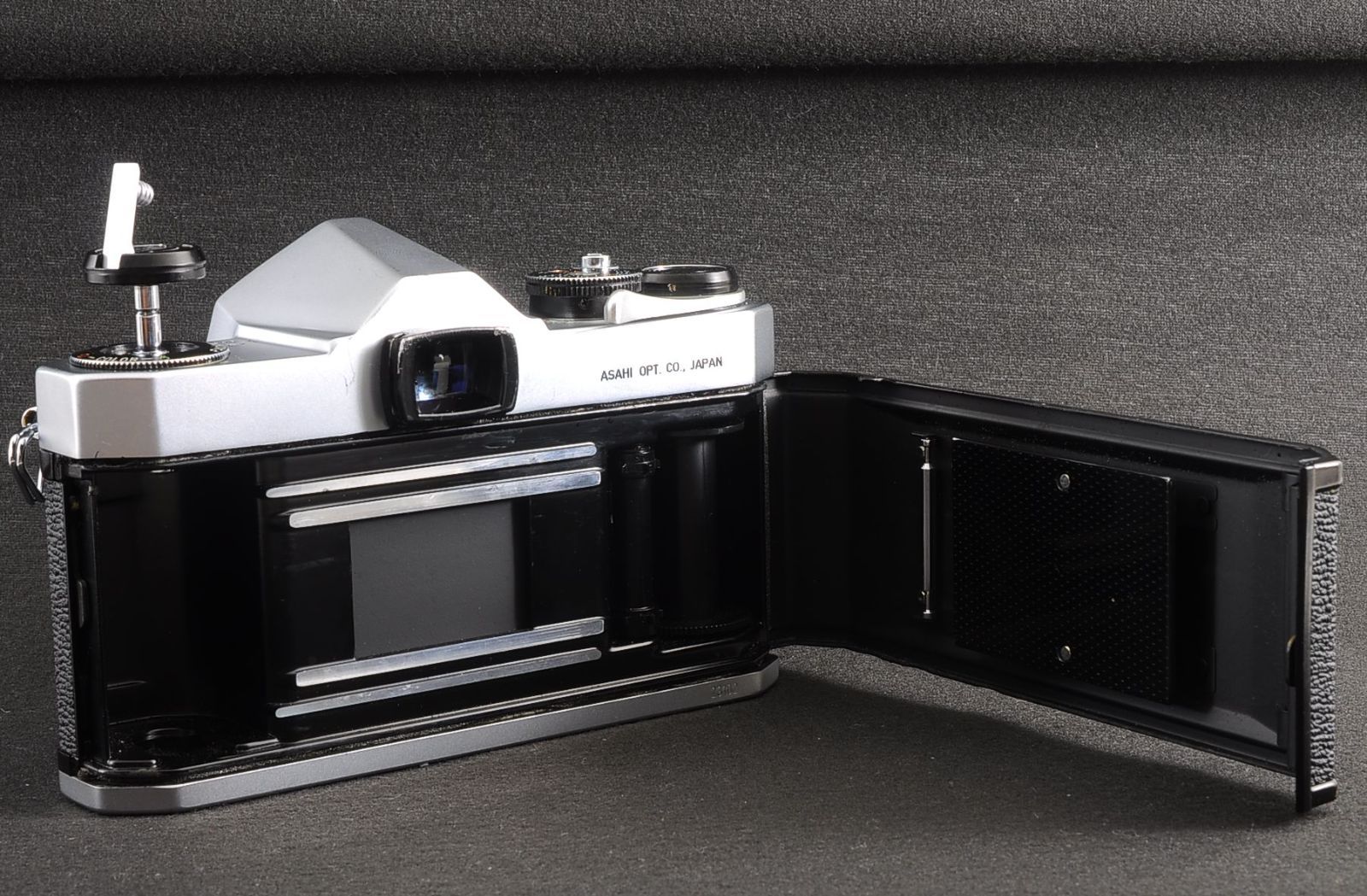 【美品 整備済】PENTAX SP SPOTMATIC + 55mm F1.8 美品 整備済】PENTAX SP SPOTMATIC + 55mm F1.8 ペンタックスSP