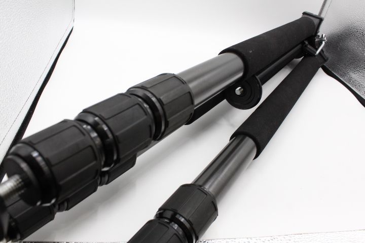 別売り荷物用フック付き