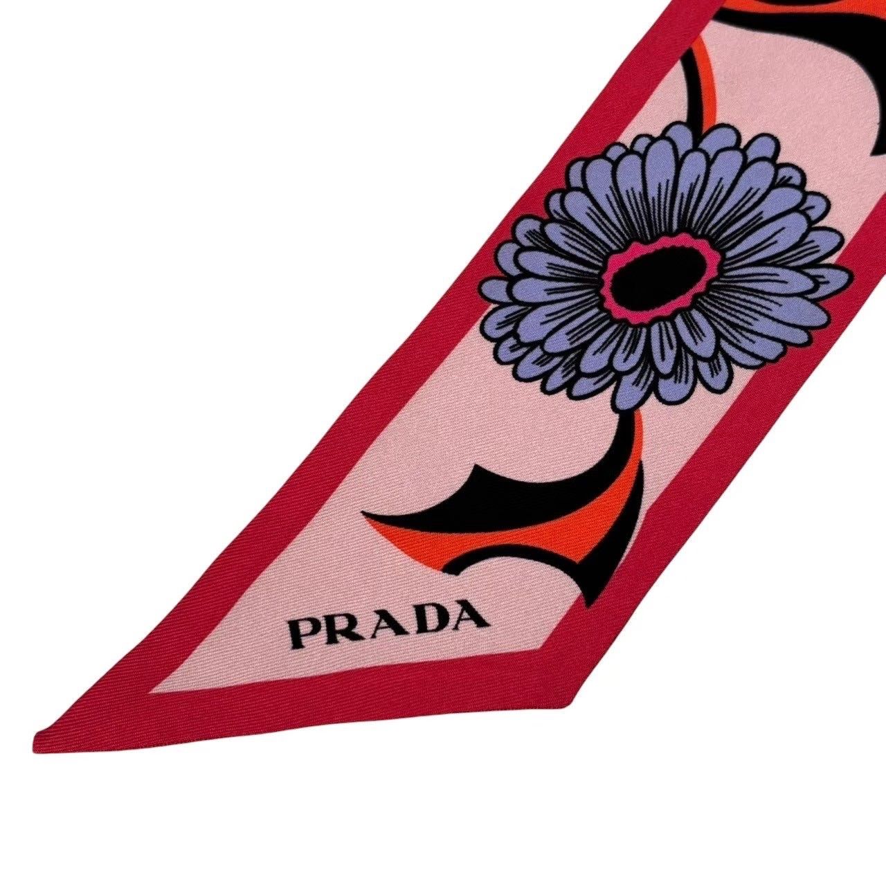 PRADA プラダ