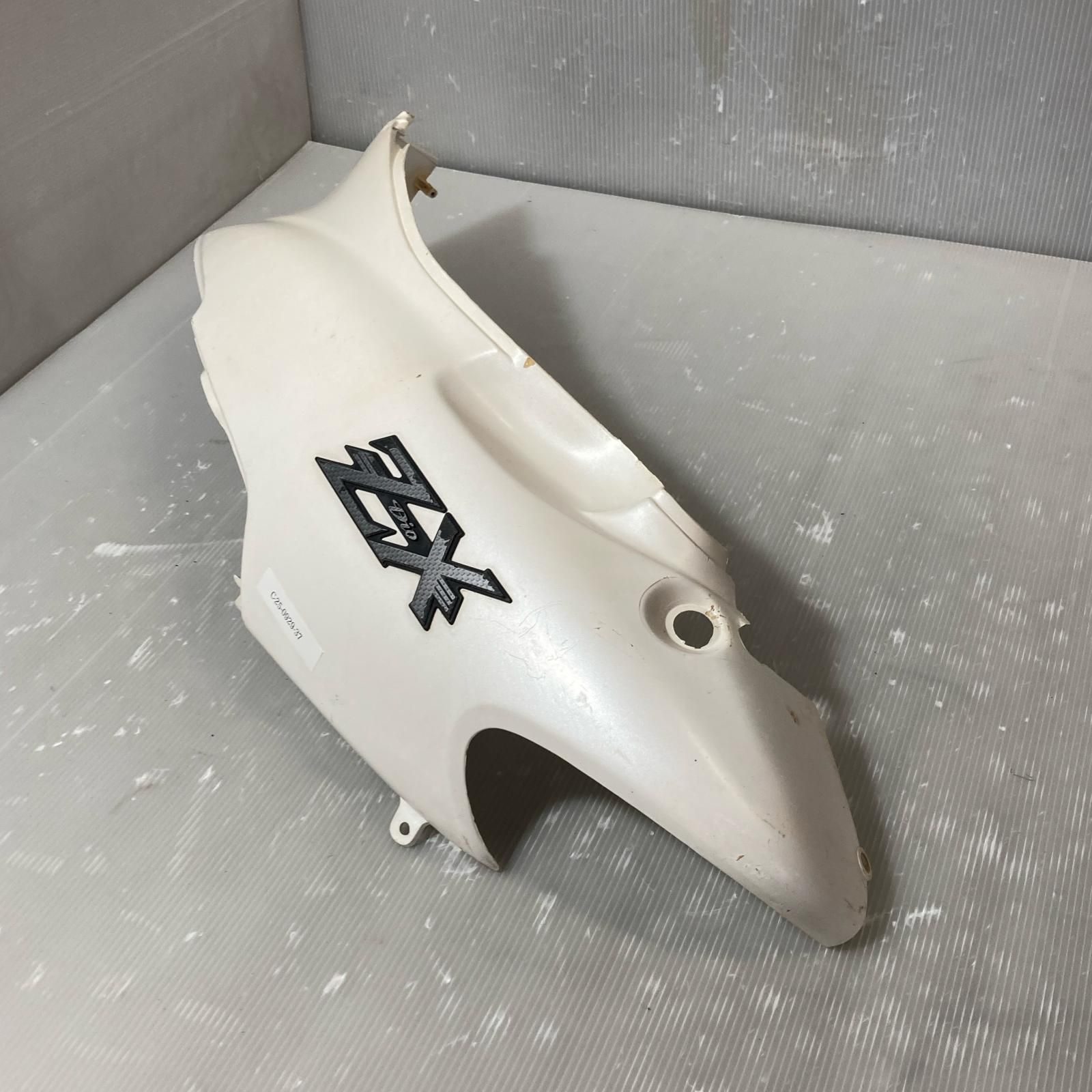 HONDA ディオ50 AF35 ZX ボディー カバー左 Dio ホンダ HONDA ディオ50