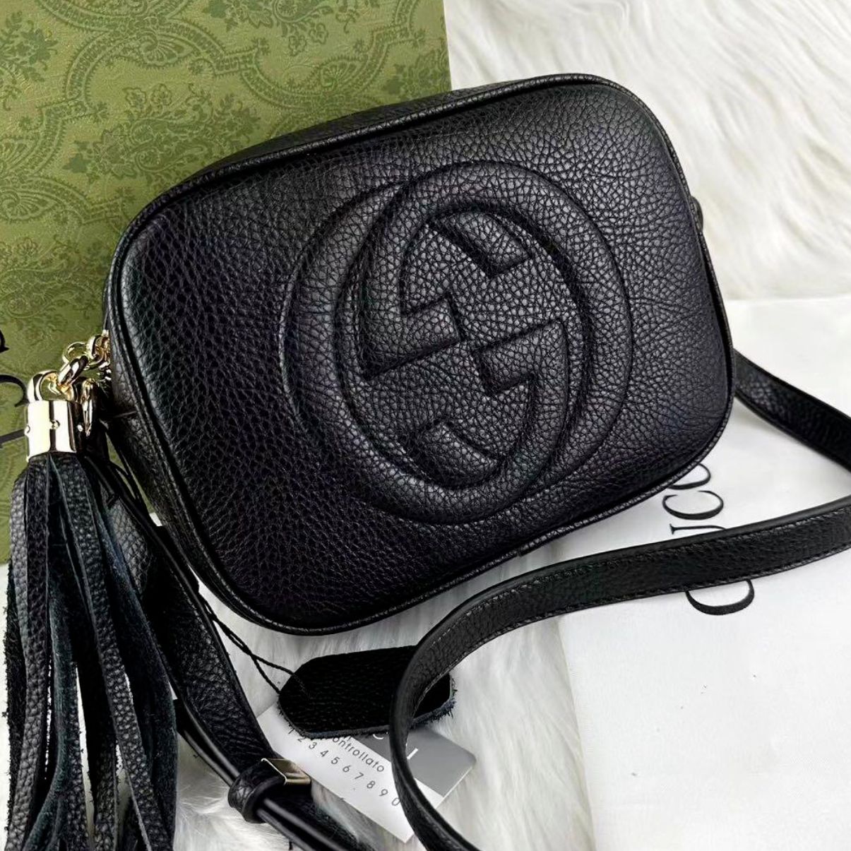 ⭐GUCCI ソーホー タッセル金具 ショルダーバッグ レザー黒