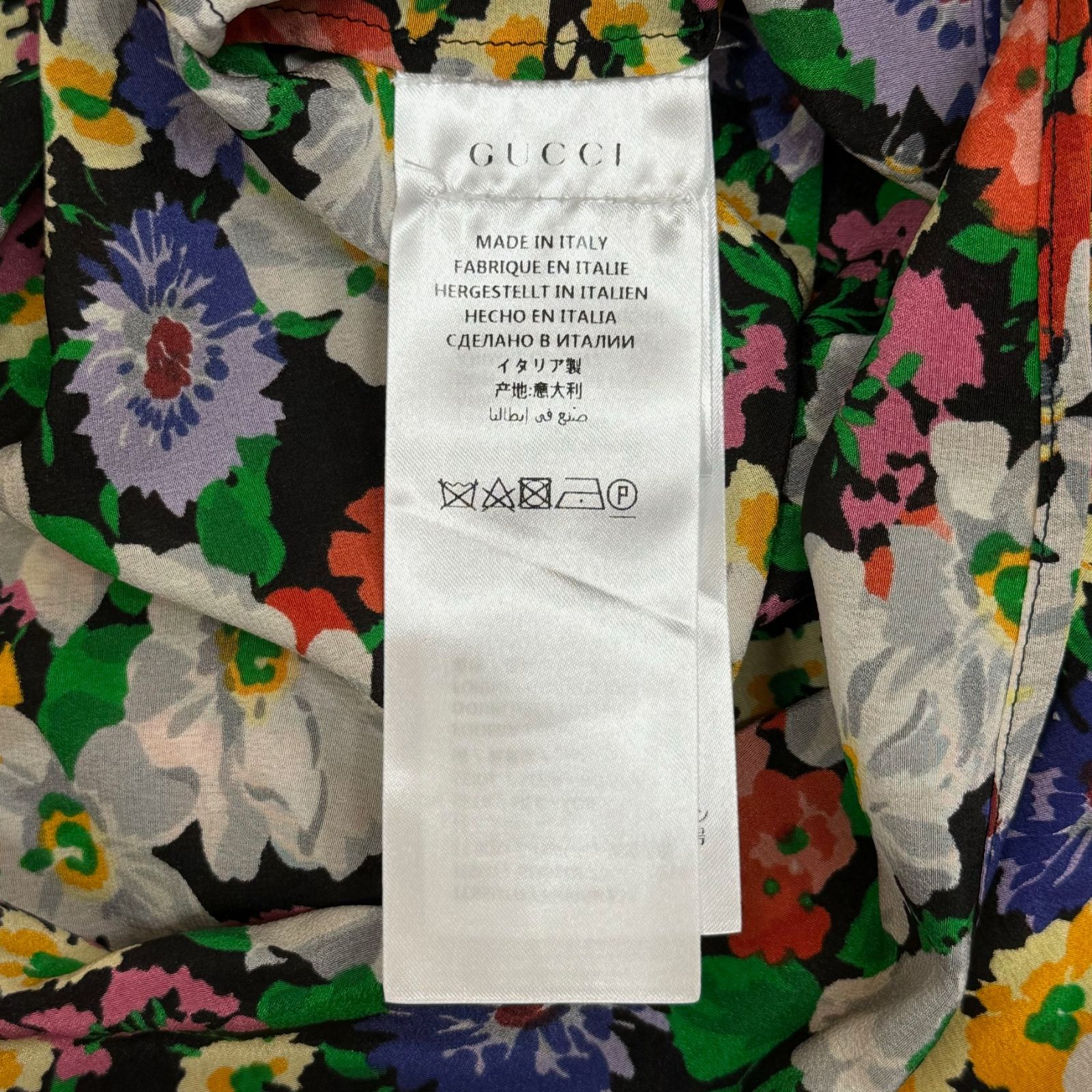 GUCCI グッチ　フラワー柄 半袖チュニック グレー系　シルク　サイズ48 GUCCI 【美品】グッチ アジサイ 花 柄 シルク ワンピース ミニ
