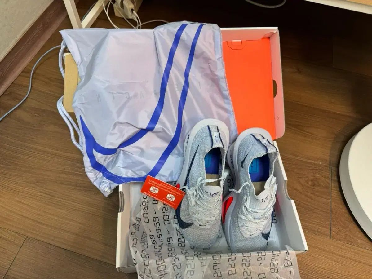 正規品 NIKE ナイキ アルファフライ 3 255 フットボール グレー 色